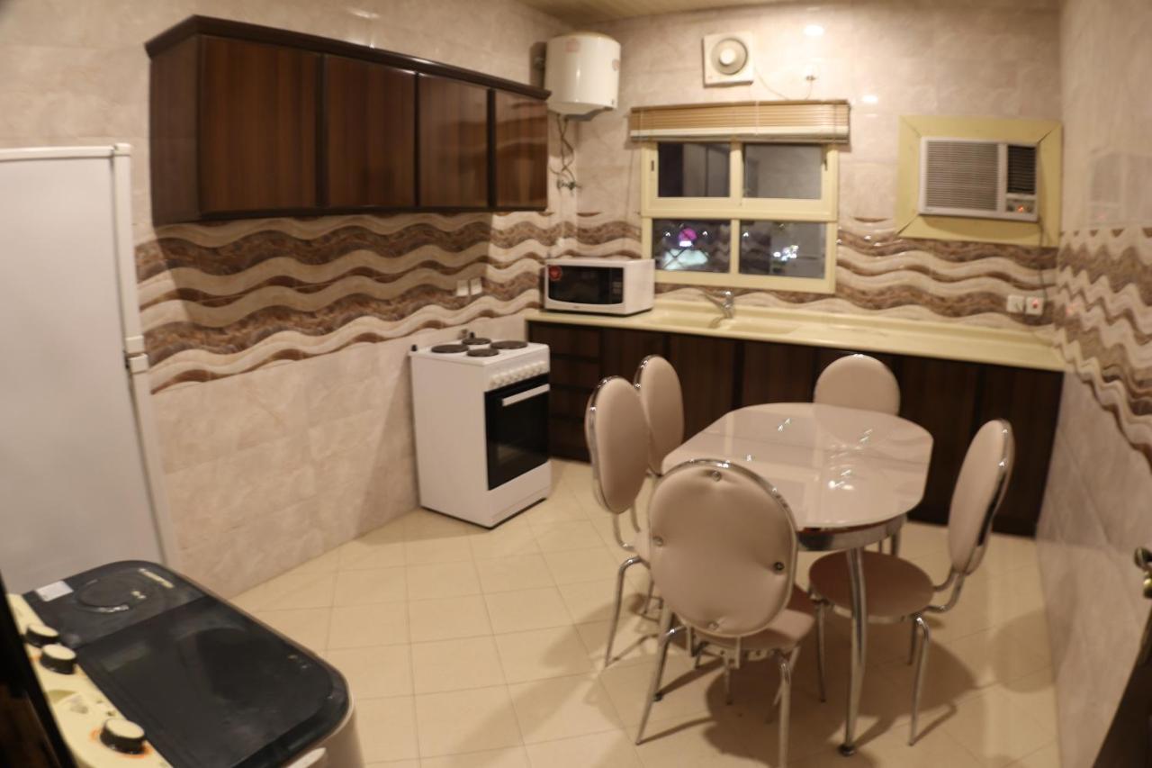 Swat Hotel Apartments Dammam Exteriör bild