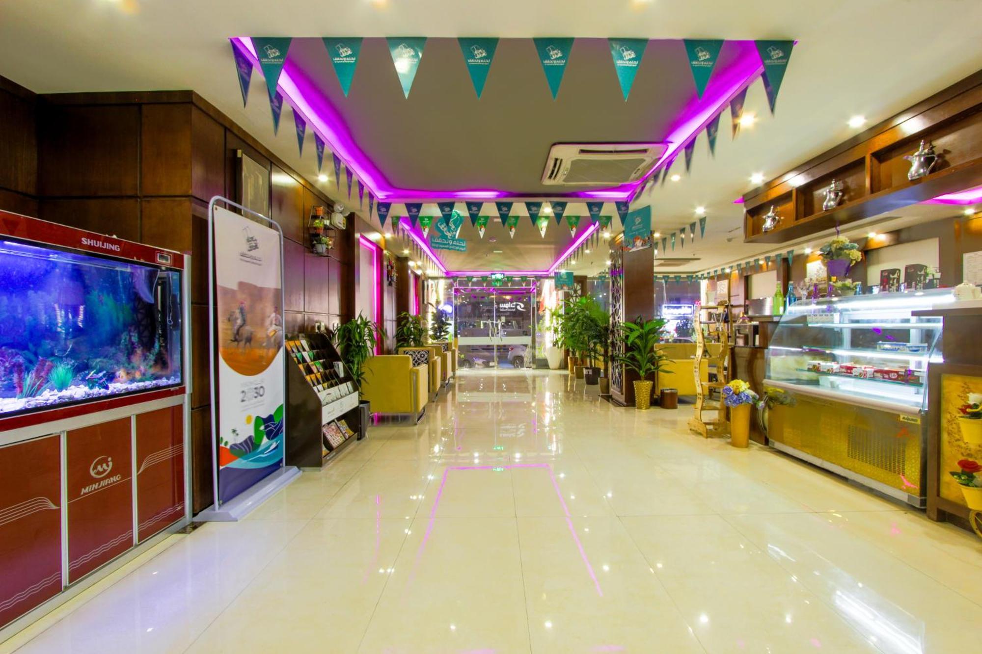 Swat Hotel Apartments Dammam Exteriör bild